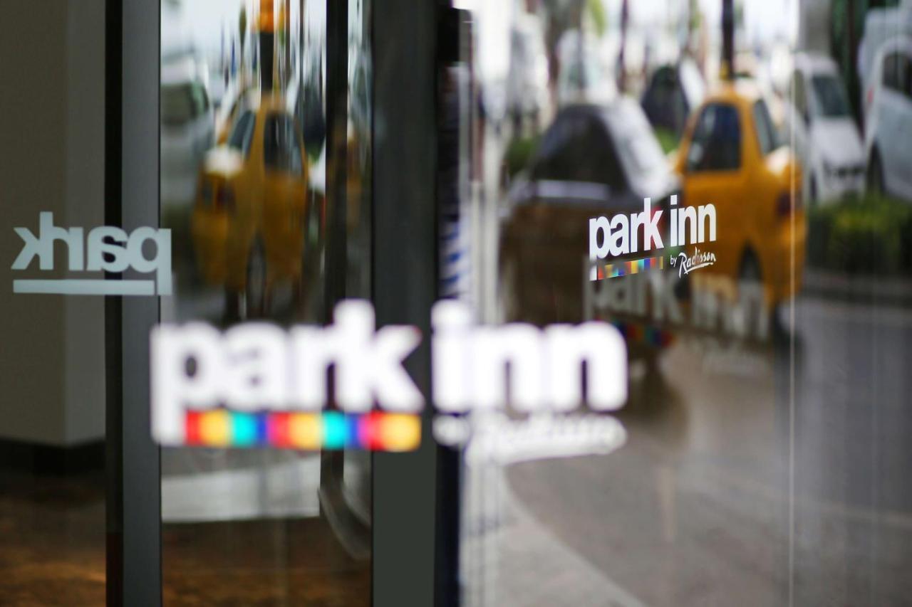 Park Inn By Radisson Esmirna Exterior foto